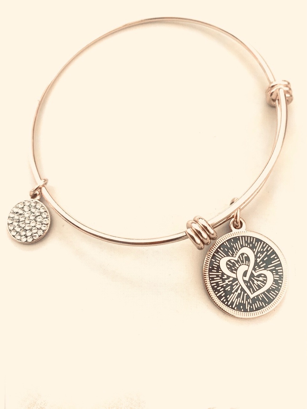 LA CN Adjustable Bracelet Mother Daughter Charm and Heart Charm Rose Tone